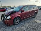 2017 Dodge Grand Caravan Sxt Red vin: 2C4RDGCG9HR678423