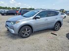 2017 Toyota Rav4 Xle Silver vin: 2T3RFREV5HW615990