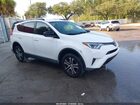 2017 Toyota Rav4 Le White vin: 2T3ZFREV2HW315081