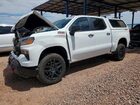 2022 Chevrolet Silverado K1500 Trail Boss Custom White vin: 3GCUDCET3NG578557