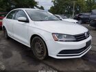 3VW2B7AJ8HM215697
