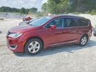 2017 Chrysler Pacifica Touring L Plus Red vin: 2C4RC1EG1HR538721