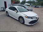 2020 Toyota Camry Le White vin: 4T1C11AK2LU997074