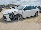 2025 Toyota Camry Le White vin: 4T1DAACK0SU574770