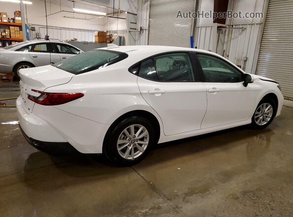 2025 TOYOTA CAMRY LE