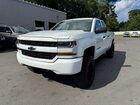 2017 Chevrolet Silverado K1500 Custom White vin: 1GCVKPEHXHZ301809
