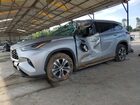 2021 Toyota Highlander Xle Серебряный vin: 5TDGZRAH9MS050377