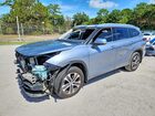 2022 Toyota Highlander Xle Blue vin: 5TDGZRBH2NS179030