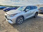 2020 Toyota Highlander Xle Silver vin: 5TDHZRBH5LS501015
