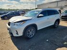 2019 Toyota Highlander Xle White vin: 5TDJZRFH2KS595476