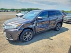 2019 Toyota Highlander Xle Gray vin: 5TDJZRFH6KS570421