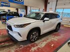 2025 Toyota Highlander Hybrid Xle White vin: 5TDKBRCH9SS662006