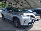 2019 Toyota Highlander Xle Silver vin: 5TDKZRFH8KS560610