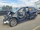 2026 Toyota Sienna Xle 8-passenger Blue vin: 5TDYRKEC5TS335974