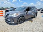 2017 Toyota Highlander Le Gray vin: 5TDZARFH4HS025109