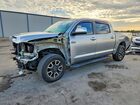 2017 Toyota Tundra Crewmax Limited Серебряный vin: 5TFFW5F1XHX223493