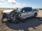 2025 Toyota Tundra Sr5 Серебряный vin: 5TFWA5DB8SX240780