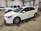 2018 Toyota Corolla Le White vin: 5YFB4MDE1SP272320