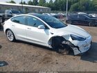 2022 Tesla Model 3 Long Range Dual Motor All-wheel Drive White vin: 5YJ3E1EB2NF192979