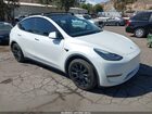 2021 Tesla Model Y Long Range Dual Motor All-wheel Drive White vin: 5YJYGDEE2MF112154
