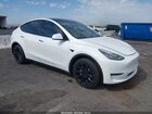 2020 Tesla Model Y Long Range Dual Motor All-wheel Drive White vin: 5YJYGDEE3LF055798