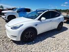 2021 Tesla Model Y White vin: 5YJYGDEE7MF118659