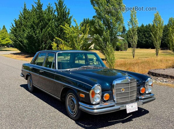 1968 MERCEDES-BENZ 280S