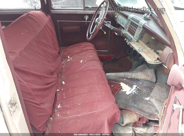 1948 CHRYSLER WINDSOR  