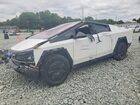 2025 Tesla Cybertruck White vin: 7G2CEHED9SA069292