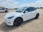 2025 Tesla Model Y White vin: 7SAYGAEE9SF308168