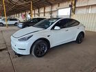 2024 Tesla Model Y White vin: 7SAYGDED1RF193049