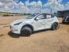 2024 Tesla Model Y White vin: 7SAYGDEE1RA312790