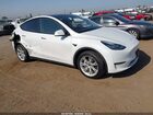 2022 Tesla Model Y Long Range Dual Motor All-wheel Drive Белый vin: 7SAYGDEE7NF423390