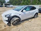 2022 Tesla Model Y Белый vin: 7SAYGDEEXNF508434