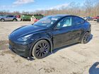 2024 Tesla Y Черный vin: 7SAYGDEF7RA264611