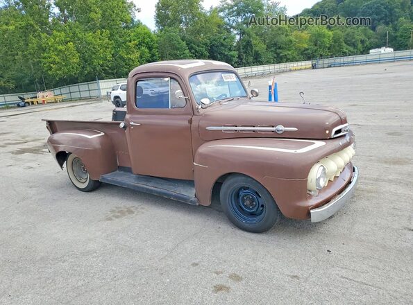 1952 FORD F-1 1/2 TON