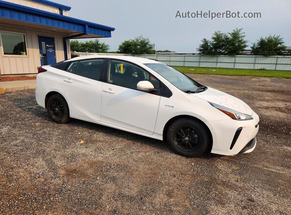 2021 TOYOTA PRIUS LE