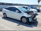 2016 Toyota Prius Two White vin: JTDKBRFU7G3512557
