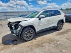 2022 Toyota Rav4 Xle Premium White vin: JTMB6RFV2ND063776
