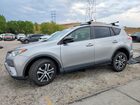 2018 Toyota Rav4 Le Silver vin: JTMBFREV9JJ257475