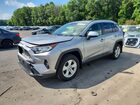 2019 Toyota Rav4 Xle Silver vin: JTMP1RFVXKD043890