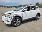 2017 Toyota Rav4 Le Белый vin: JTMRFREV7HJ106627