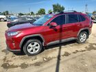 2019 Toyota Rav4 Xle Red vin: JTMW1RFV5KD507339
