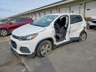 2020 Chevrolet Trax Ls Белый vin: KL7CJKSB1LB323046