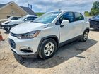 2017 Chevrolet Trax Ls White vin: KL7CJKSB3HB226308