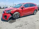 2020 Kia Niro Lxs Red vin: KNDCB3LC2L5435110