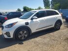 2020 Kia Niro Ex White vin: KNDCD3LD8L5391620