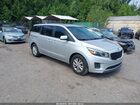 2018 Kia Sedona L Silver vin: KNDMA5C14J6350472