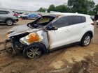 2019 Kia Sportage Lx White vin: KNDPM3AC2K7542627