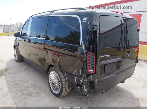2023 MERCEDES-BENZ METRIS  